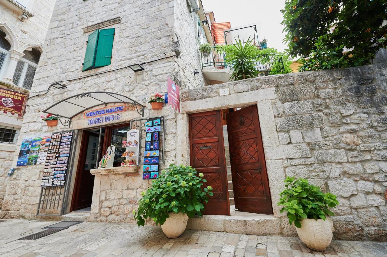 Apartments Ivica Trogir Exterior photo